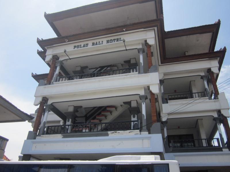 โอโย 1384 ปูเลา บาหลี โฮเต็ล Hotel เดนปาซาร์ ภายนอก รูปภาพ